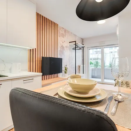 Daire Dmowskiego 65 By Homeprime Wroclaw