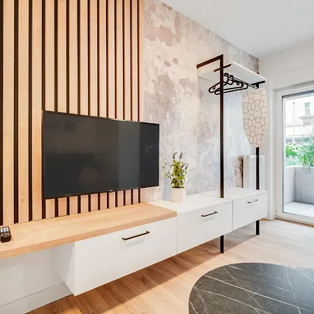 Dmowskiego 65 By Homeprime Apartman